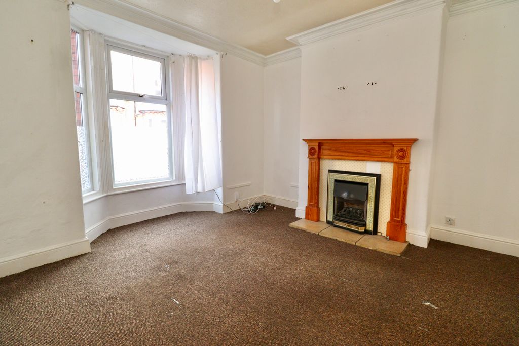 Property photo 3 of 11 Img_0363