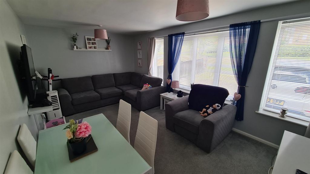 Property photo 2 of 7 20230817_113810 (1).Jpg