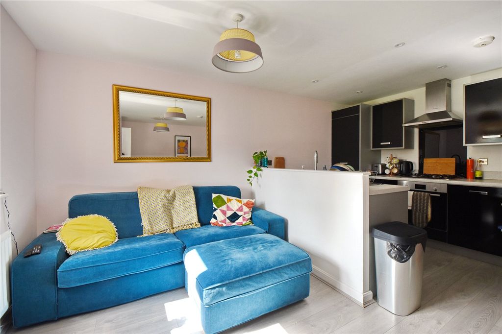 Property photo 2 of 10 Picture No. 03