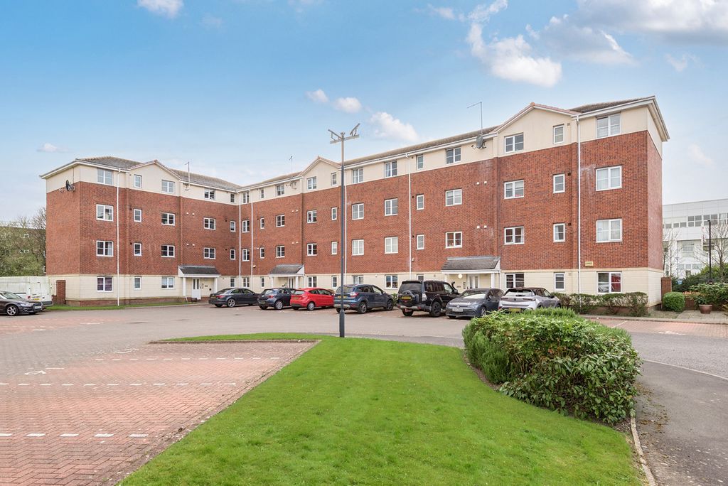 Property photo 1 of 7