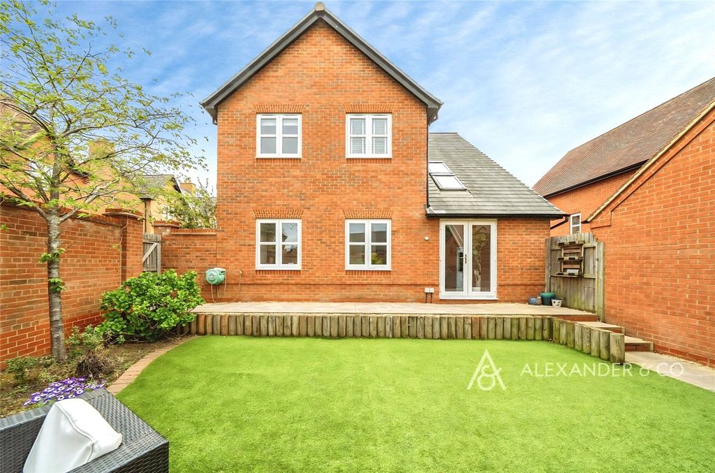 Property photo 3 of 19 Picture No. 21