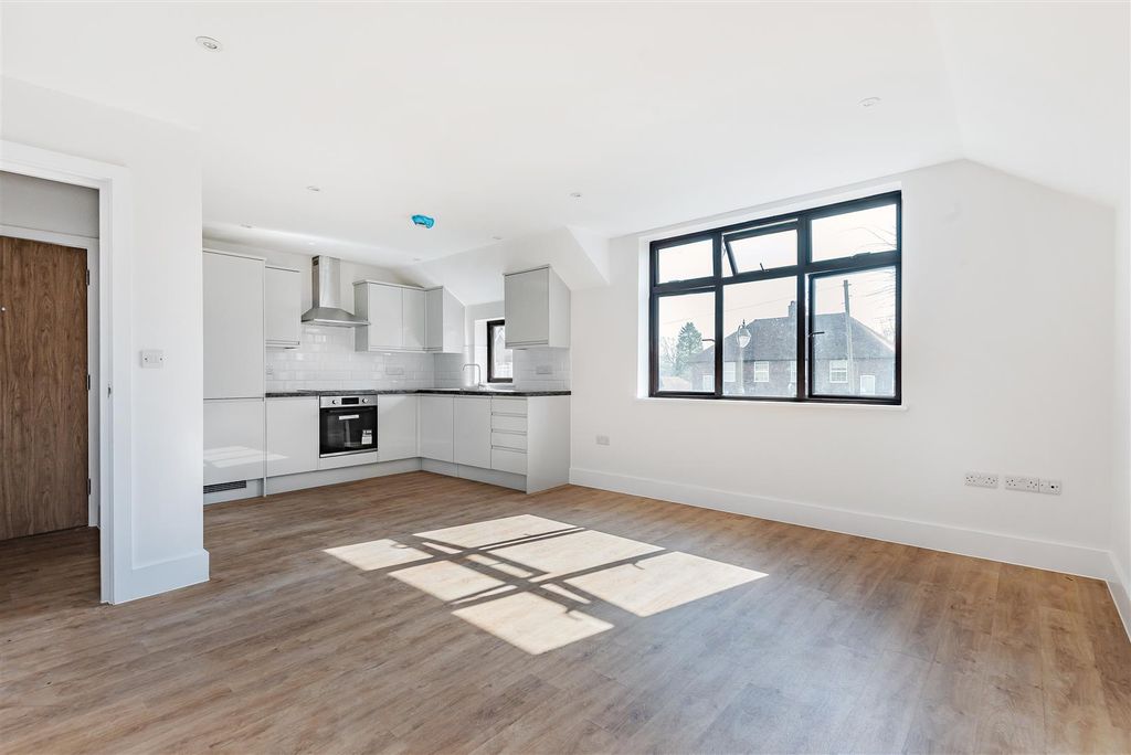 Property photo 1 of 13 827745 (2).Jpg
