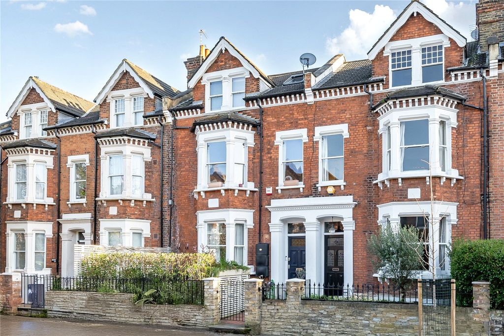 Property photo 1 of 17 Picture No. 21