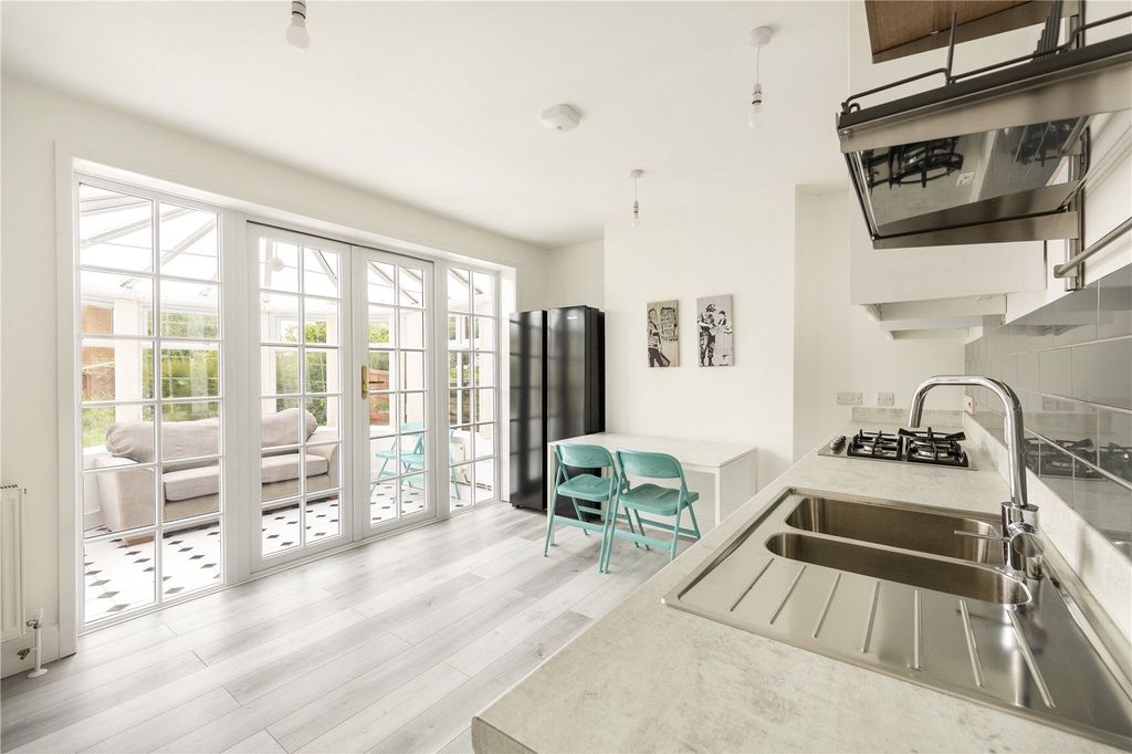 Property photo 3 of 23 Picture No. 03