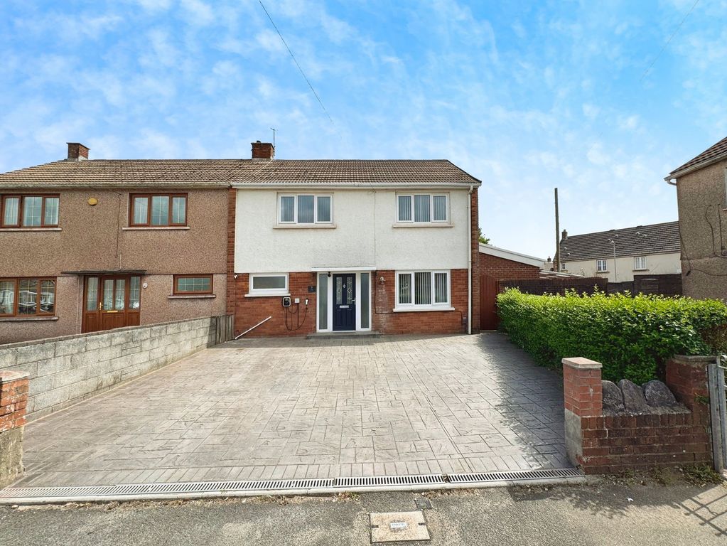 Property photo 1 of 21