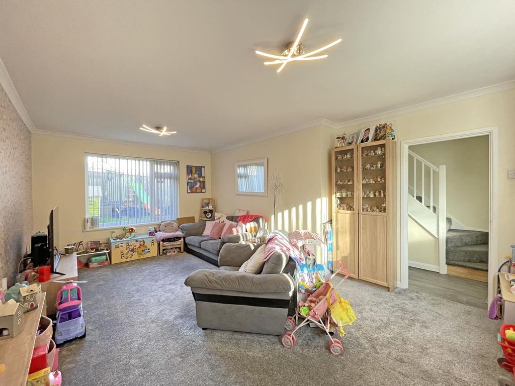 Property photo 3 of 13 Farm Lane 16 - Lounge Front...Jpg