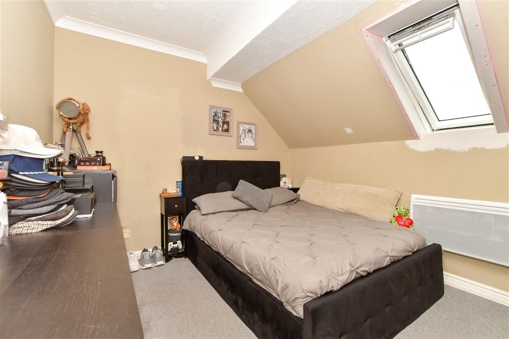 Property photo 3 of 11 Bedroom 1