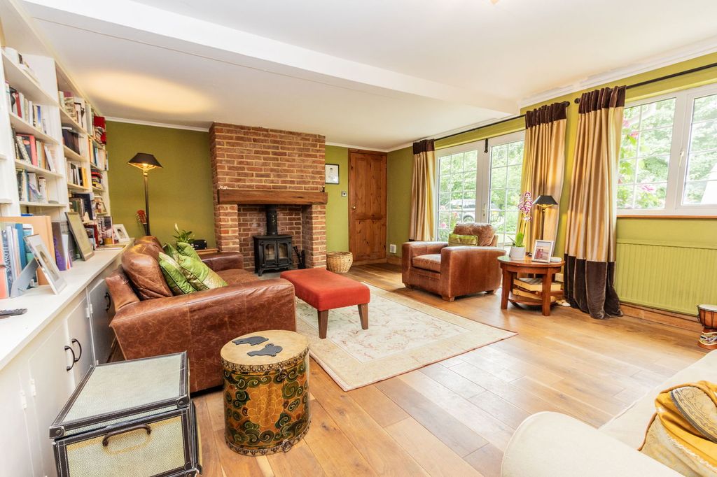 Property photo 2 of 15