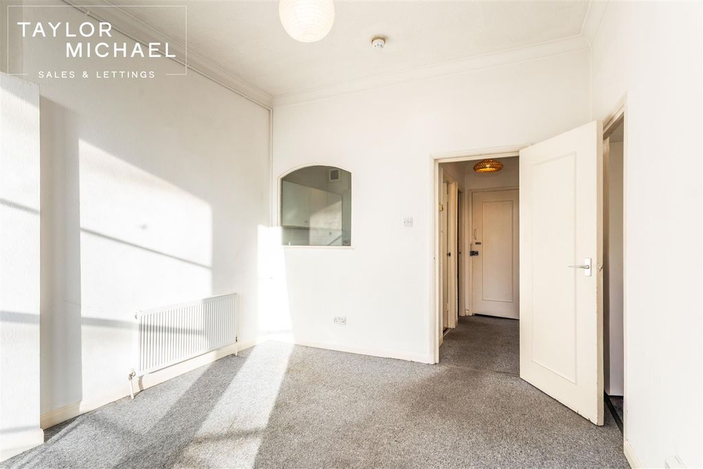 Property photo 3 of 16 Living Room