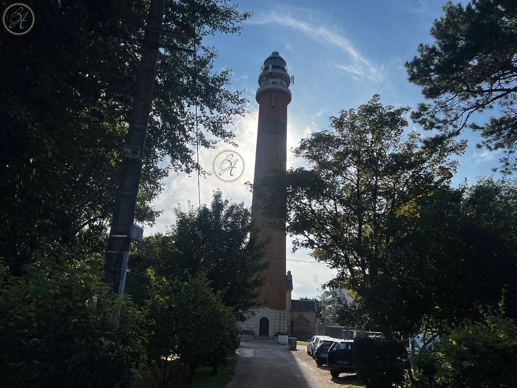 Property photo 2 of 2