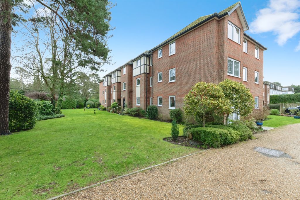 Property photo 3 of 13