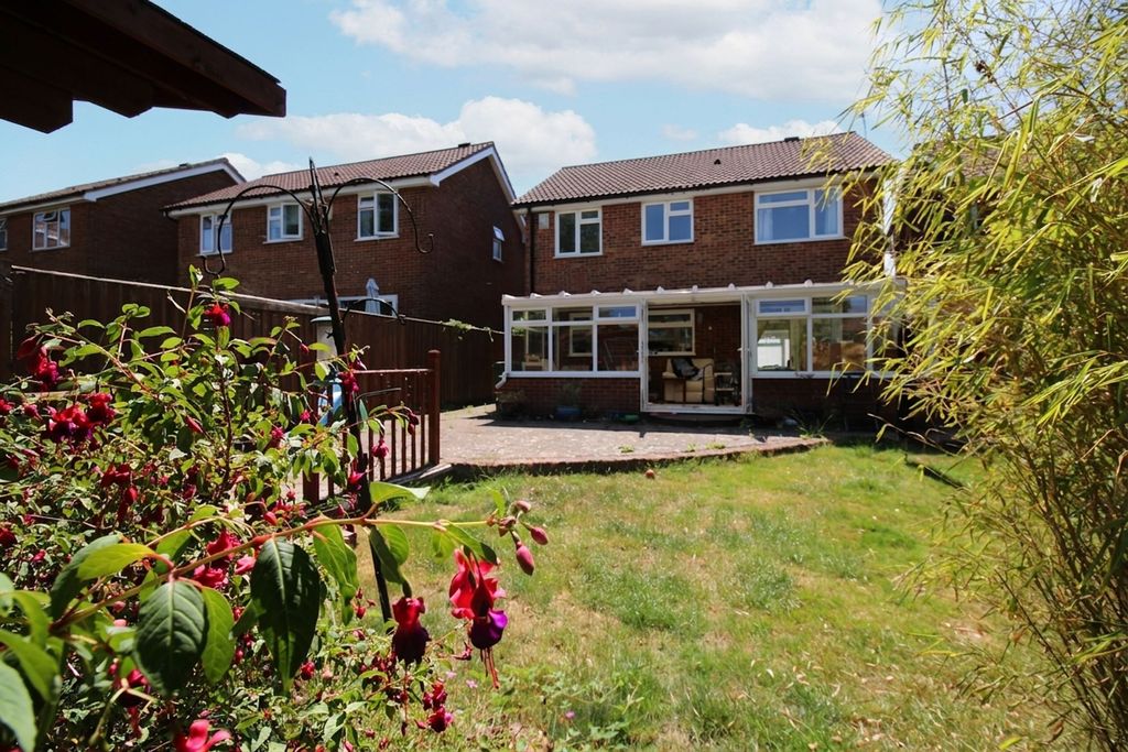 Property photo 2 of 19