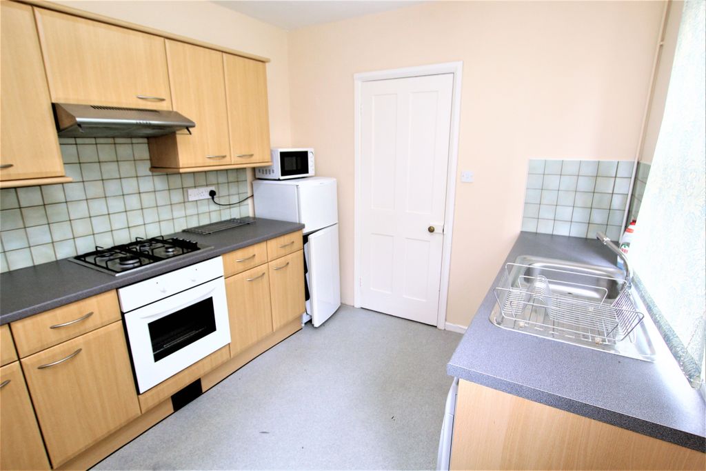 Property photo 2 of 6