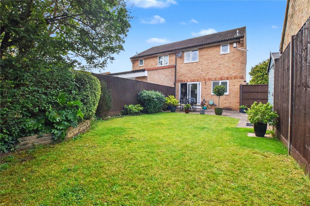 Property photo 2 of 25 Picture No. 24