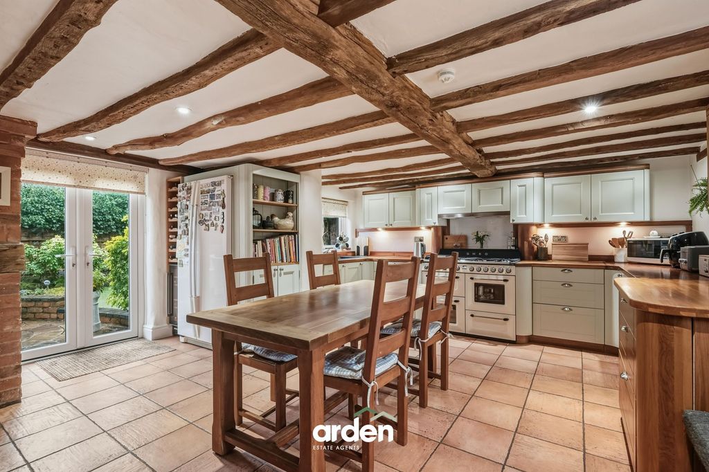 Property photo 3 of 16