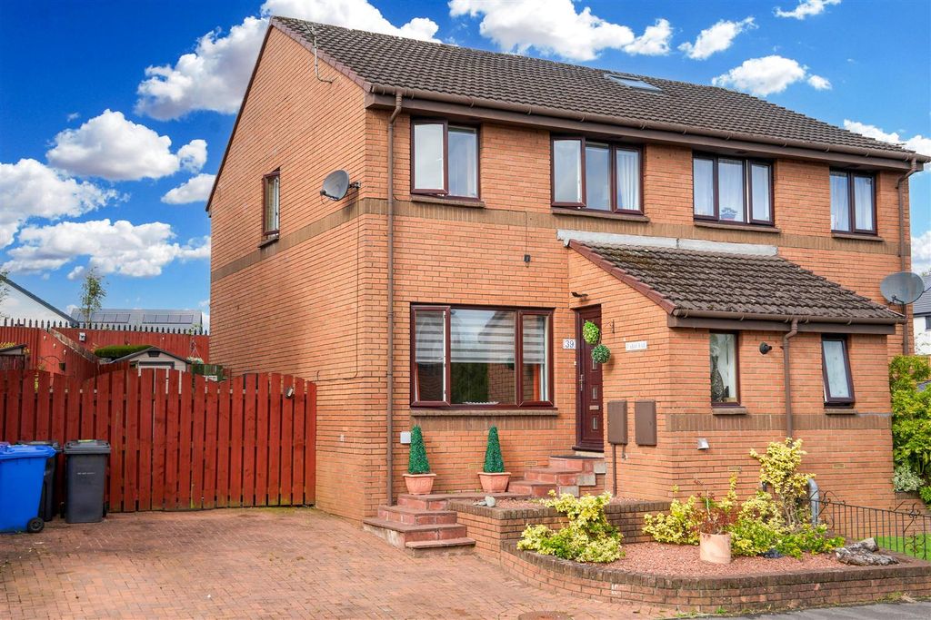 Property photo 1 of 30