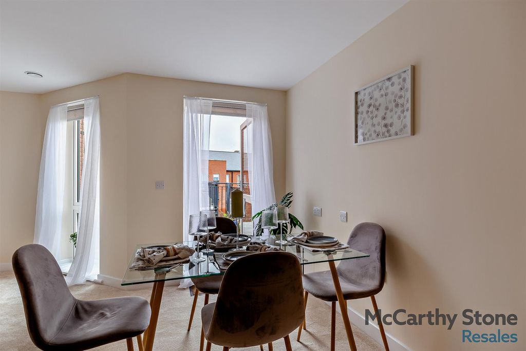 Additional image 16 of 2 bed flat for saleMonument Place, Endless Street, Salisbury SP1