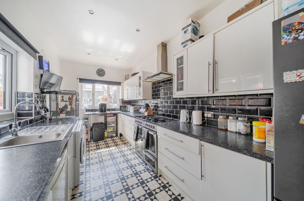 Property photo 3 of 18 1501922 (17)