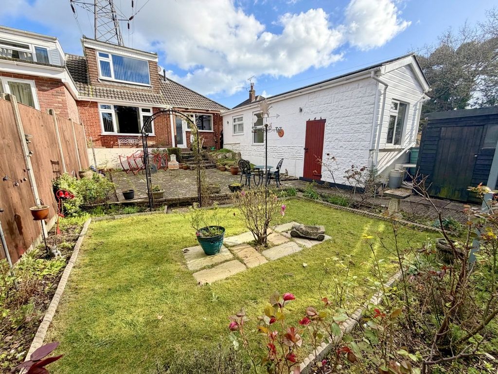 Property photo 3 of 22