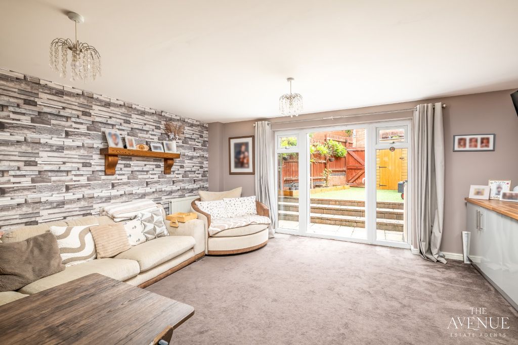 Property photo 3 of 33 5101475