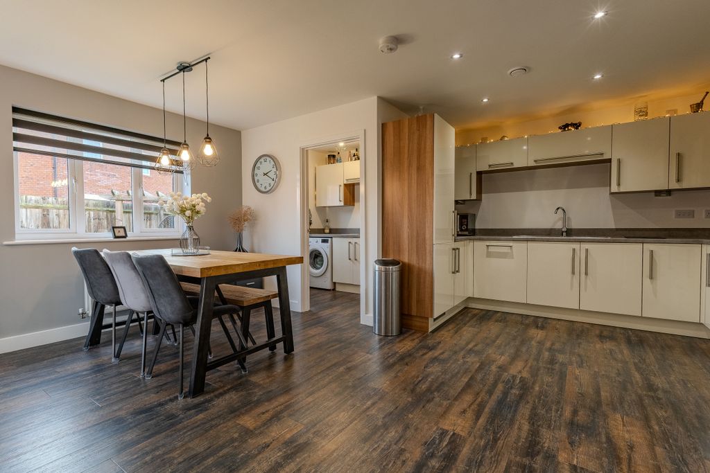 Property photo 3 of 24 Kitchen Dining Family