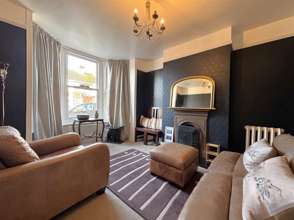 Property photo 2 of 18 2.Jpeg