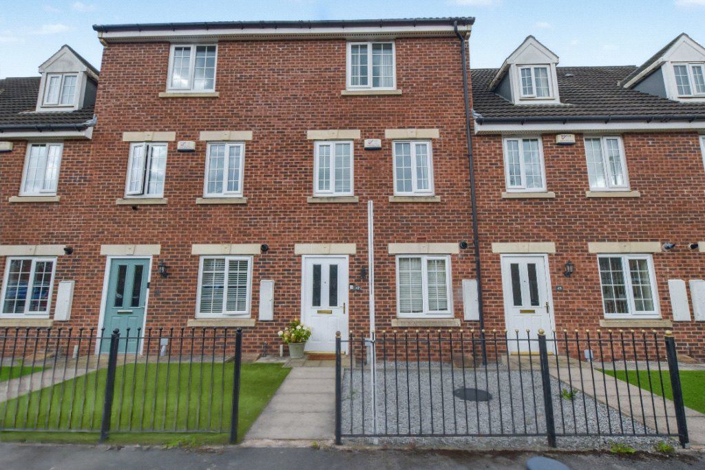 Property photo 2 of 21 Front Exterior