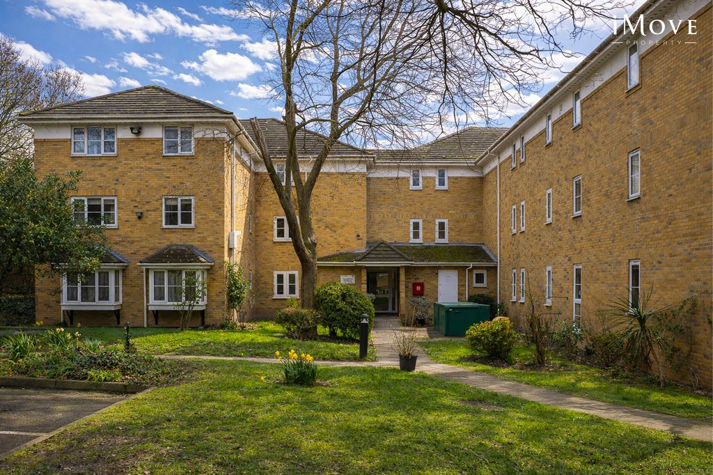 Property photo 2 of 9