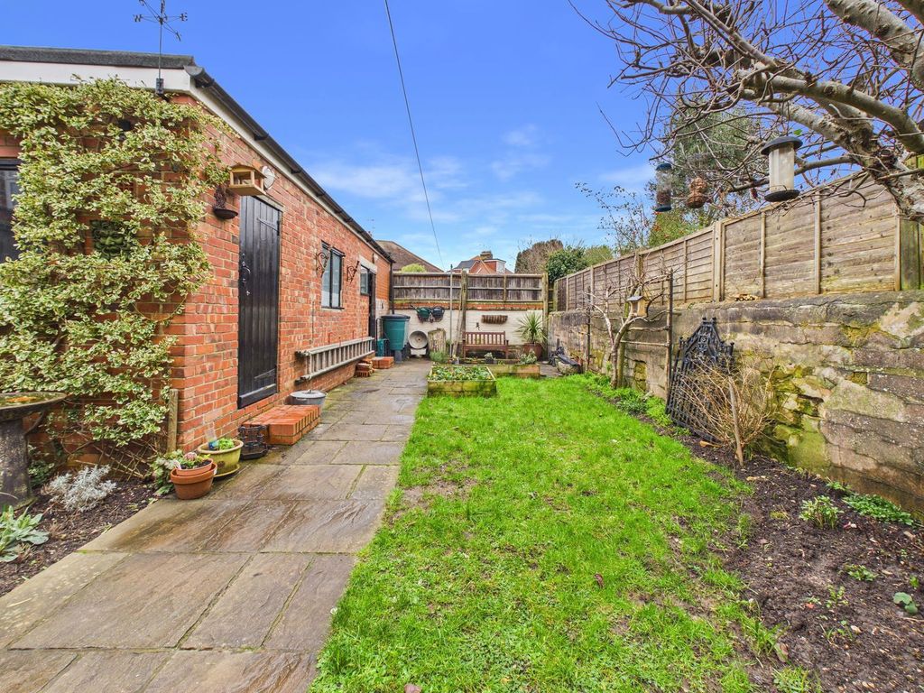 Property photo 2 of 16