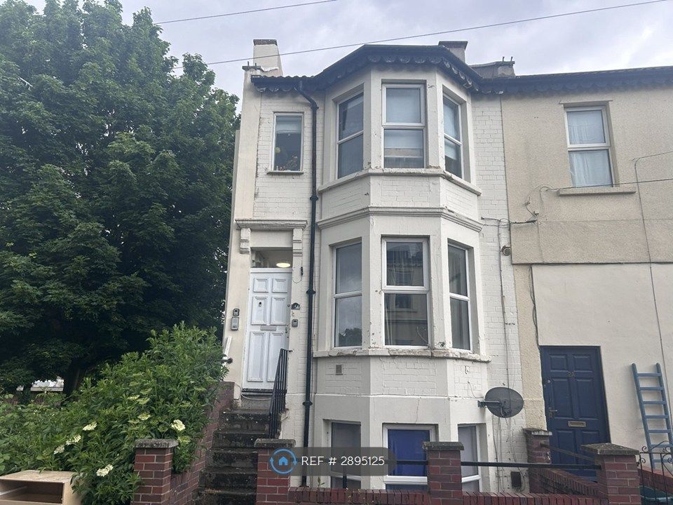 Property photo 1 of 6