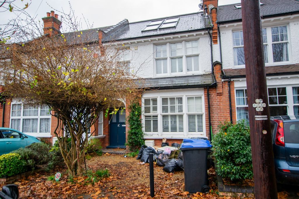 Property photo 1 of 9