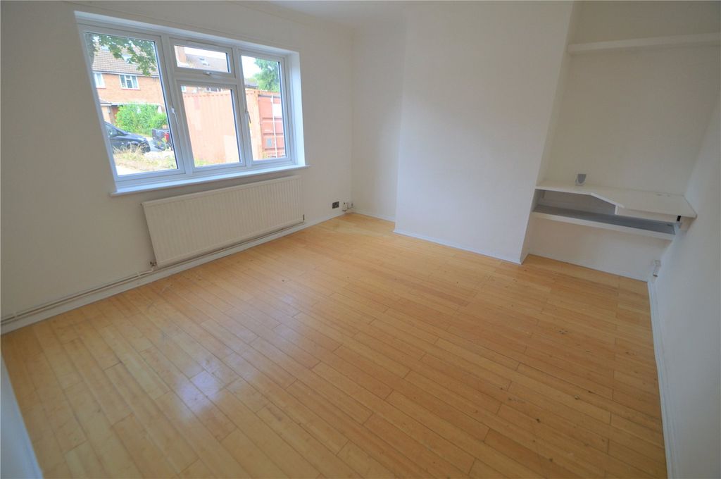 Property photo 3 of 14 Picture No. 02
