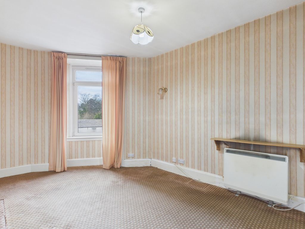 Additional image 10 of 4 bed flat for saleFlat 2 106 George Street, Oban PA34
