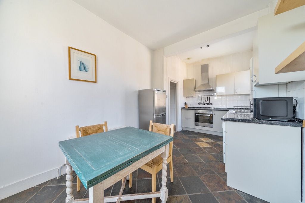 Property photo 3 of 12 Picture No. 09