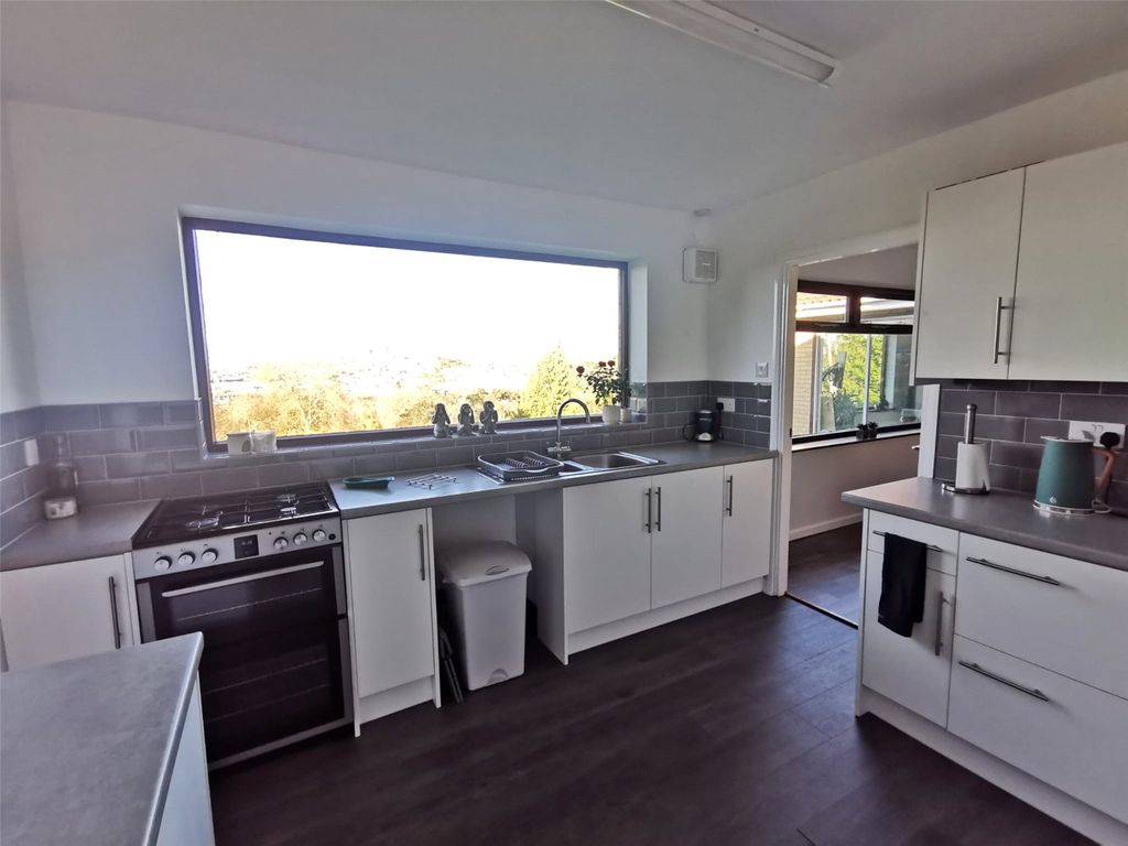 Additional image 10 of 4 bed bungalow for saleHall Drive, Canwick, Lincoln, Lincolnshire LN4