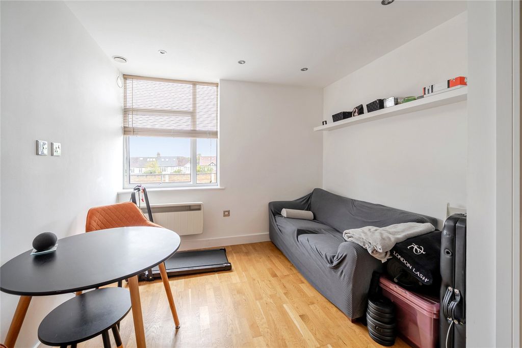 Property photo 3 of 8 Picture No. 08