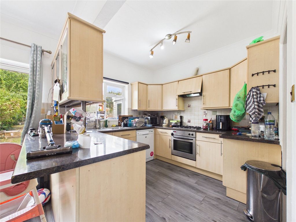 Property photo 3 of 10 Picture No. 06