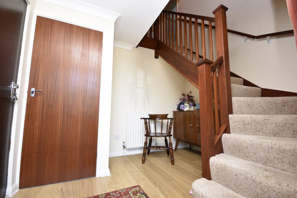 Property photo 3 of 19