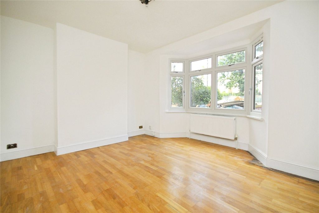 Property photo 3 of 9 Picture No. 25