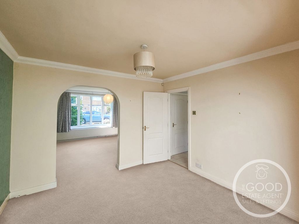 Property photo 3 of 24