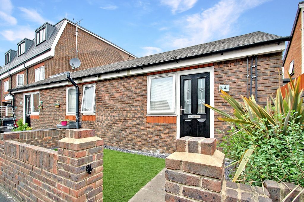 Property photo 1 of 8 Picture No. 23