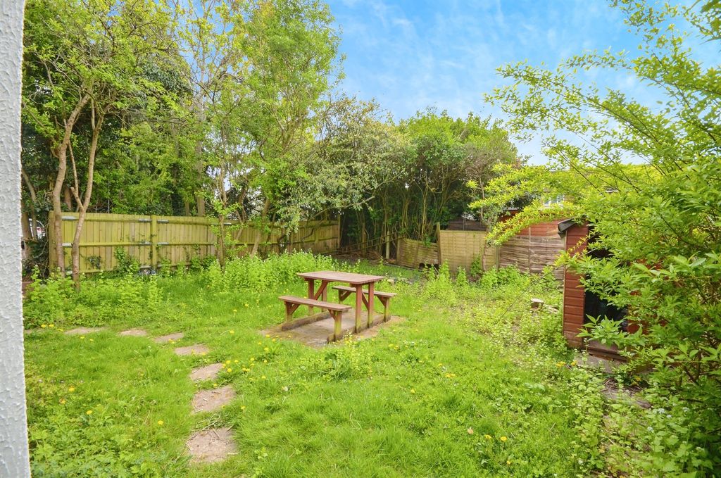 Property photo 3 of 14