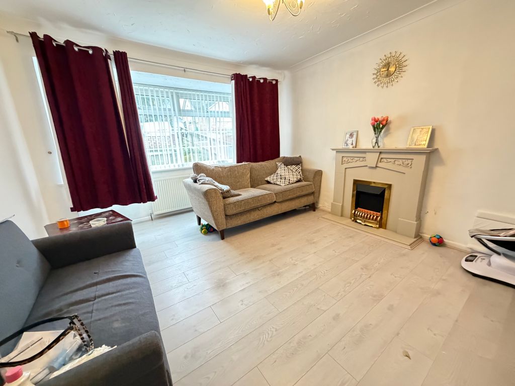 Property photo 3 of 13 Image