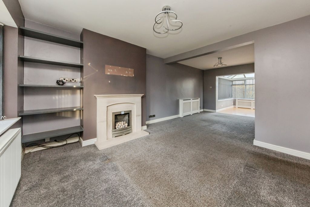 Property photo 3 of 17 Pbox-Img.Jpg