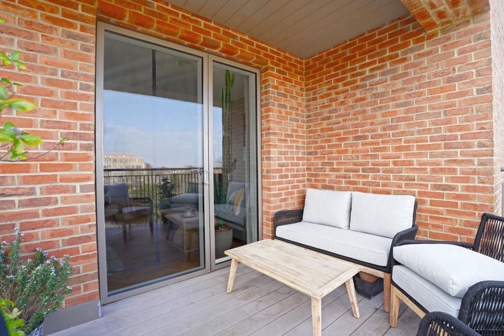 Property photo 3 of 17 Dsc00024.Jpg