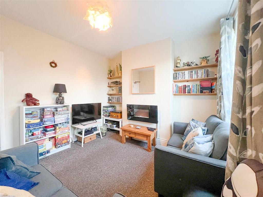 Property photo 3 of 12 Img_1511.Jpg