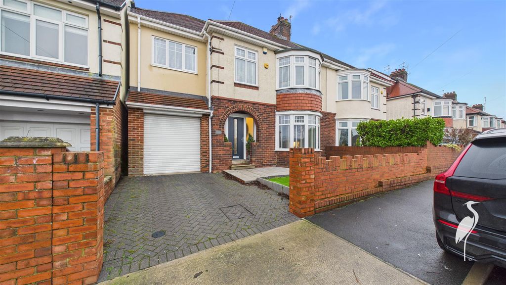 Property photo 1 of 46