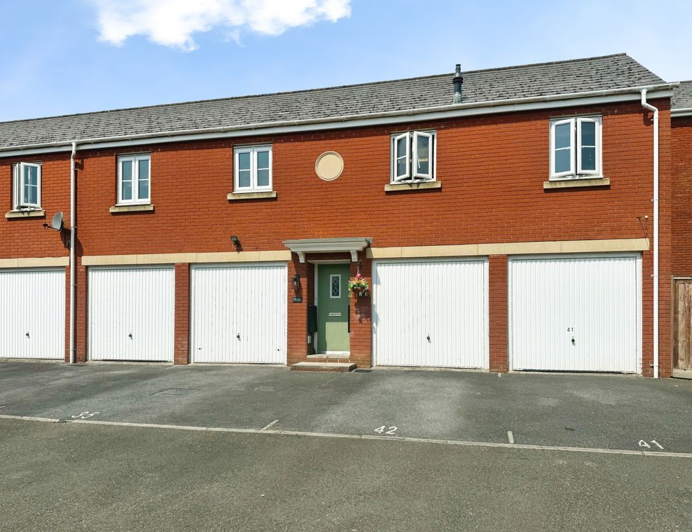 Property photo 1 of 8