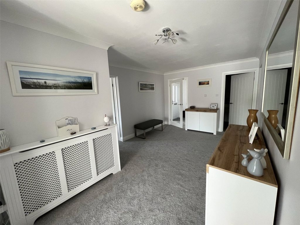 Property photo 3 of 43 Picture No. 50