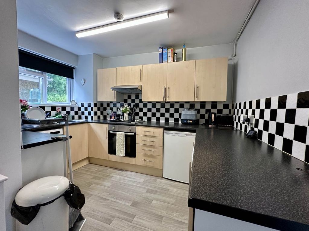 Property photo 2 of 12 Img_4153